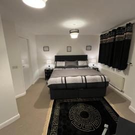 Tardis Townhouse - Spacious and Comfortable, מלון בדרבי