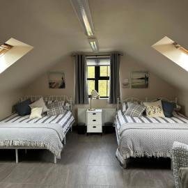 Omagh Studio b&b with Continental Breakfast Inc, hotel em Omagh