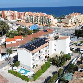 Hotel Rhys Denia - Only Adults, hotel u gradu 'Denia'