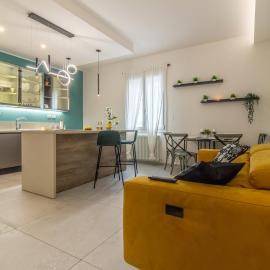 Appartamento in corte privata doppio parcheggio gratuito