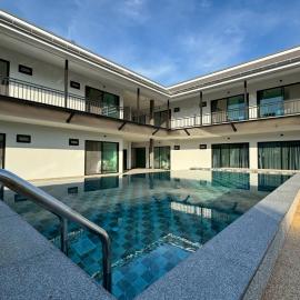 P One Apartments, hotel v destinaci Chalong