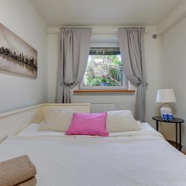 Apartament 48