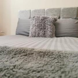The Park Lane Retreat - Contractors welcome