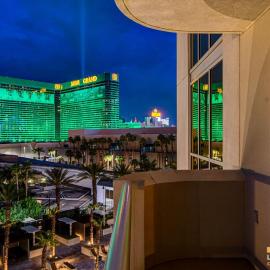 MGM Signature-04-602 1Br 2Ba Balcony Suite, hotel sa Las Vegas