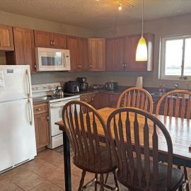 Quiet Country Comfort w Long Views, Hotel in Sparta
