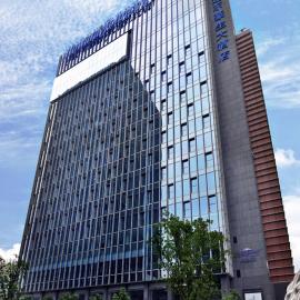 Howard Johnson IFC Plaza Ningbo, ξενοδοχείο σε Ningbo