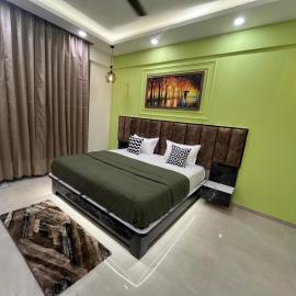 Luxuriesstay in Omaxe Hazratganj, hotel en Nilmatha