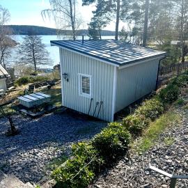Little house by the beach, Hotel in Norrköping