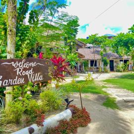 Road Garden Villa, hotel a General Luna