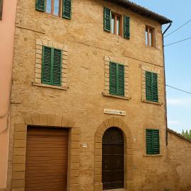 Casa di Aonio Paleario โรงแรมในกอลเลวัลเดลซา