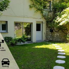 Appartement T2 au Calme - WiFi rapide, Parking & Bureau