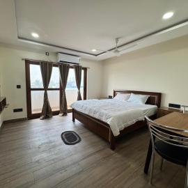 HOTEL MADHAVA RESiDENCY, hotel en Kākināda