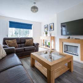 3-Bed Home Near Town Center