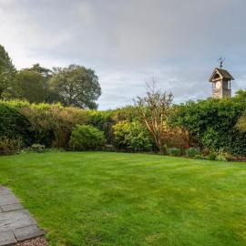 West Gables, hotel in High Legh