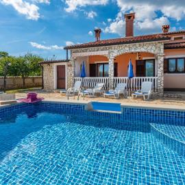 Villa Mirela, a romantic and charming pool villa