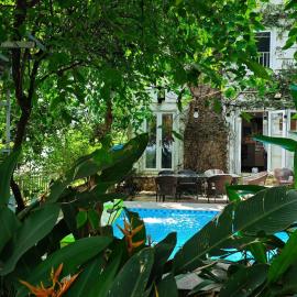 Villa La Senlis, biệt thự kiểu Pháp, hotel in Hòa Bình
