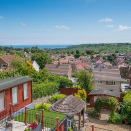 2BD Holiday Home Stunning views of the Sea & Gower, hotell sihtkohas Killay