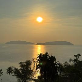 มัทรีวัลเลย์ โฮเทล, hotel u gradu 'Ban Pak Nam Chumphon'