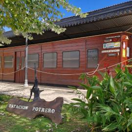 Estacion Potrero Cabañas y Habitaciones, hotel di Potrero de los Funes