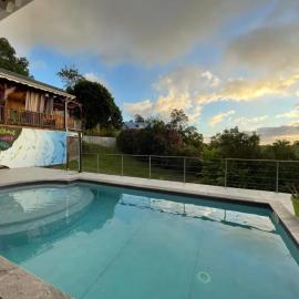 Studio charmant avec piscine à Vieux-Habitants, 26 m², hotel in Vieux-Habitants