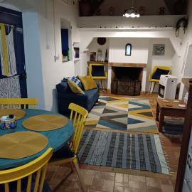 Blue&YellowHouse، فندق في ألكوتيم