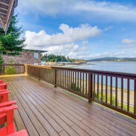 Game Room & Inlet Views, Port Orchard Home