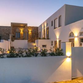 Joyful Tinos, hotel din Tinos