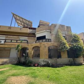 Nice cozy villa in Beverly Hills quiet area, hotel di Sheikh Zayed