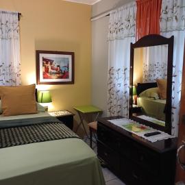 Ultimate Freedom Bed and Breakfast, khách sạn ở Santa Cruz