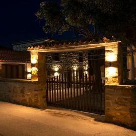 Villa Melissa โรงแรมในPortianón