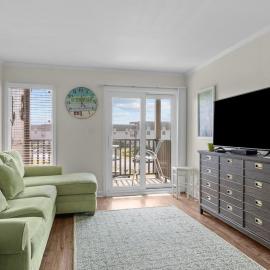 Summer School condo