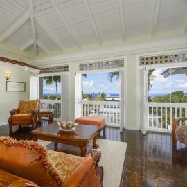 Kona Penthouse Retreat - Relaxed 2 BD with Ocean Views