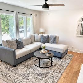 Elegant Family Home near Downtown, hotel in Huntsville