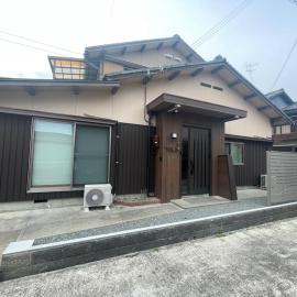 Famille, hotel in Sumoto