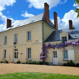 Viesnīca La Maison Tuffeau Bed and Breakfast pilsētā Génillé