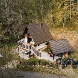 Villa Planica Holiday Home, hotel di Kupa