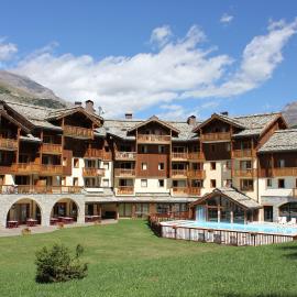 travelski home premium - Résidence Les Alpages de Val Cenis, hotel en Les Champs
