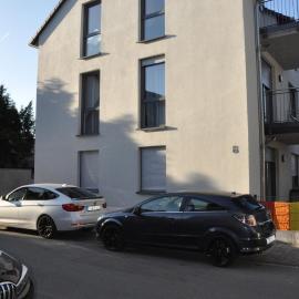 Modernes Apartment in B'heim 1 OG WG3, hotel a Bischofsheim