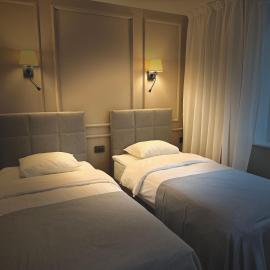 Tuba järveäärses puhkemajas - Saarjärve Puhkemaja, hotell i Tromsi