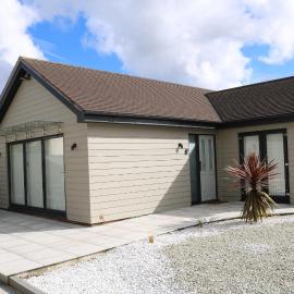 Luxury 2 bedroom property in quiet location close to SW Coastal Path