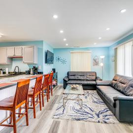 2 Blocks to Boardwalk! Ocean City Family Retreat