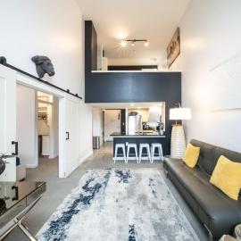 Viesnīca Modern Downtown Top Floor Penthouse With Bay Views Sietlā