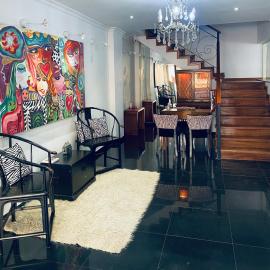 THE HEIRS Departamentos, hotel u gradu 'Posadas'