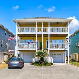 Poopka & Dennys Beach Condo by Carolina Beach Realty, hotel in Carolina Beach