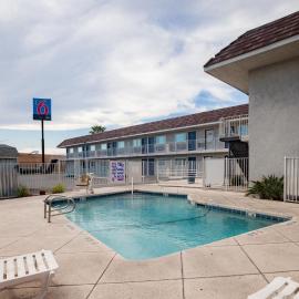 Motel 6 Ontario, CA - Airport, hotell Ontarios