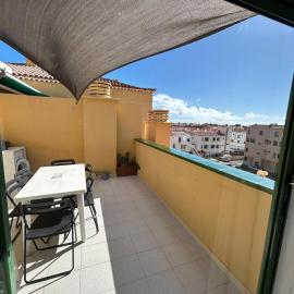 Amarilla Terrace - Pool - Costa del Silencio - 3BR, Hotel in Arona