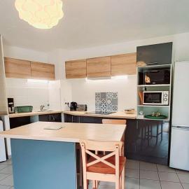 Maisonnette de vacances avec jardin clos, hotel v destinácii Guidel