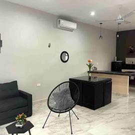 Dina's apartment, a charming place with Tina