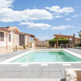 Villa Scrusciu Ri Mari, Noto