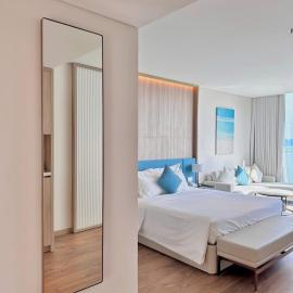 Àlacarte Ha Long Bay Apartment - Golden Horizon, hotel in Ha Long